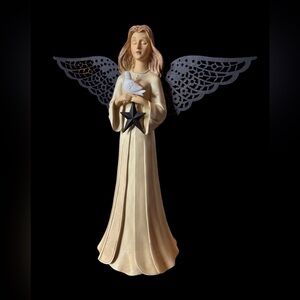 Retired PartyLite Angel Figurine with Dove and Star (L)